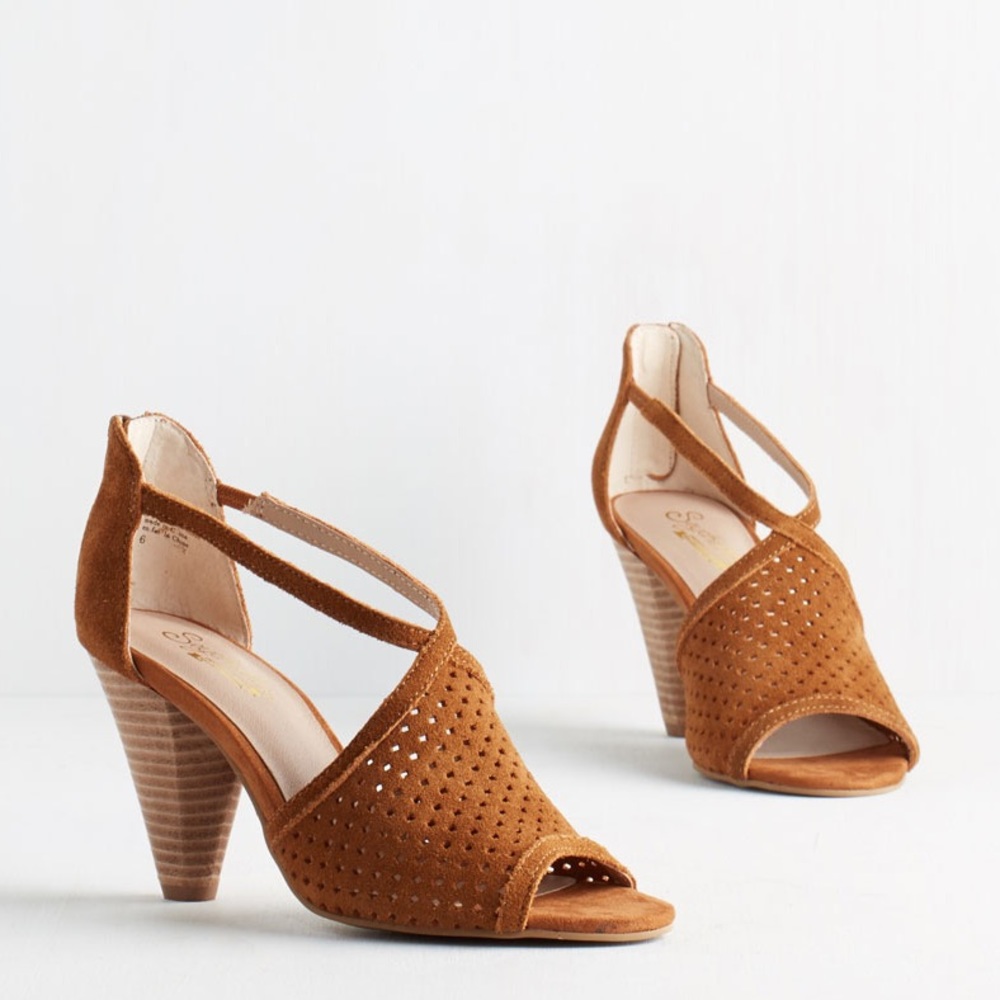 Seychelles heeled sandals